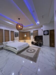 Luxury 4-Bedroom Fully Furnished Detached House with BQ